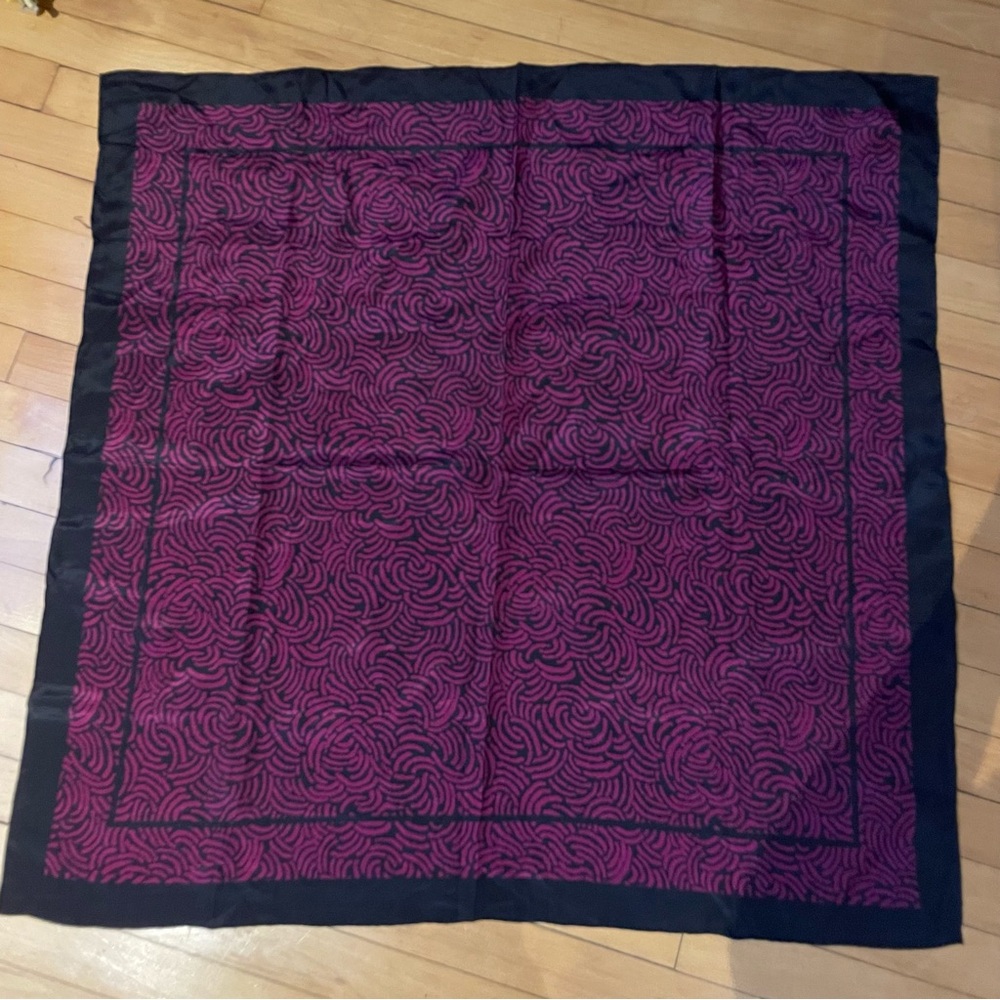 Elegant Black and Fuschia silk scarf 31 inches square